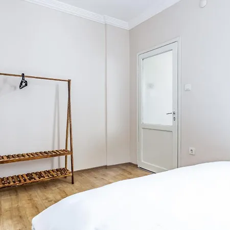 Spacious Furnished Classy Flat In Maltepe Lejlighed *